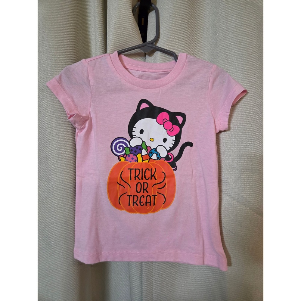 Sanrio Hello Kitty Halloween Trick or Treat Pink Graphic Tee Shirt 2T NWT
